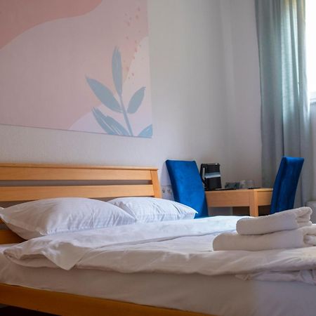 Mint Hotel プリズレン 部屋 写真
